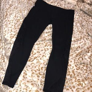 Fabletics Flower Mesh Leggings with Pockets